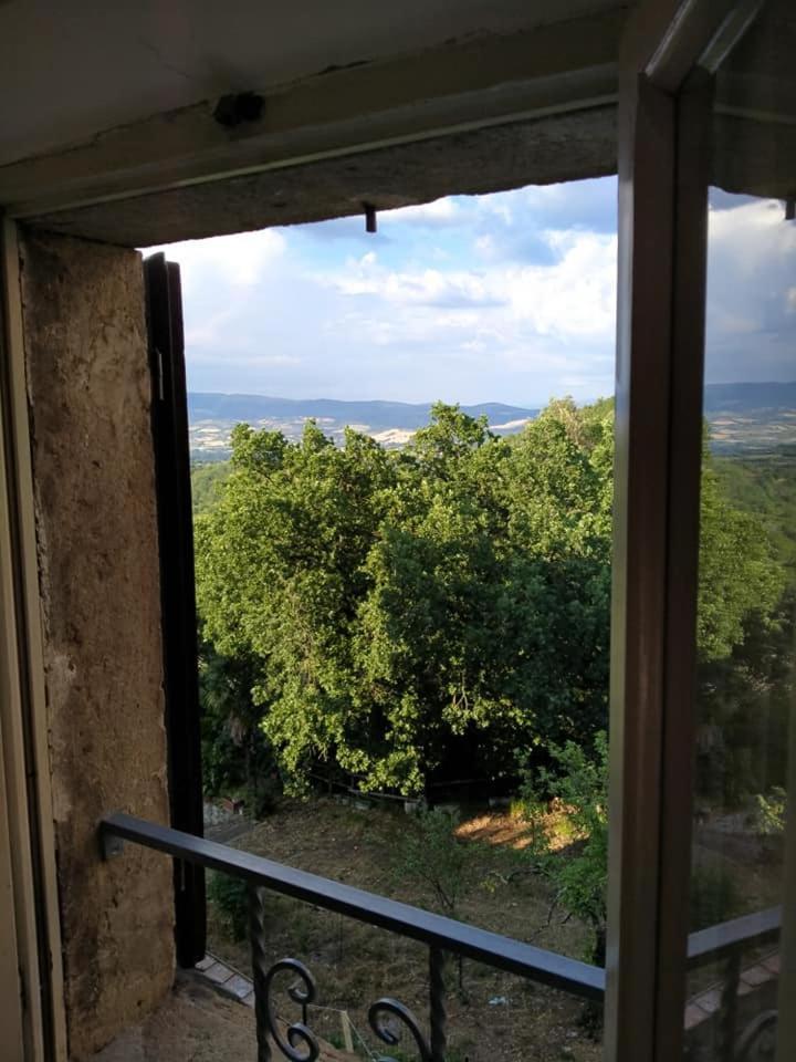 La Casa Di Augusto Hotel Bomarzo Bagian luar foto
